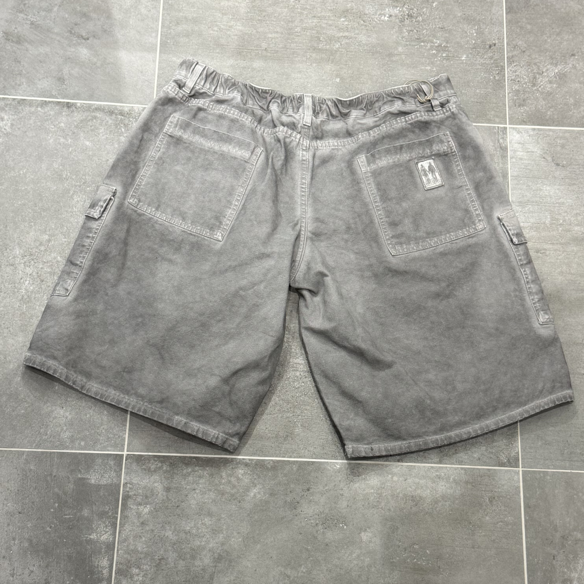 Gavensemble Short300 - Grey