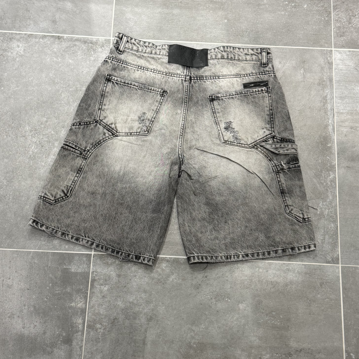 Gavensemble Short400 - Grey