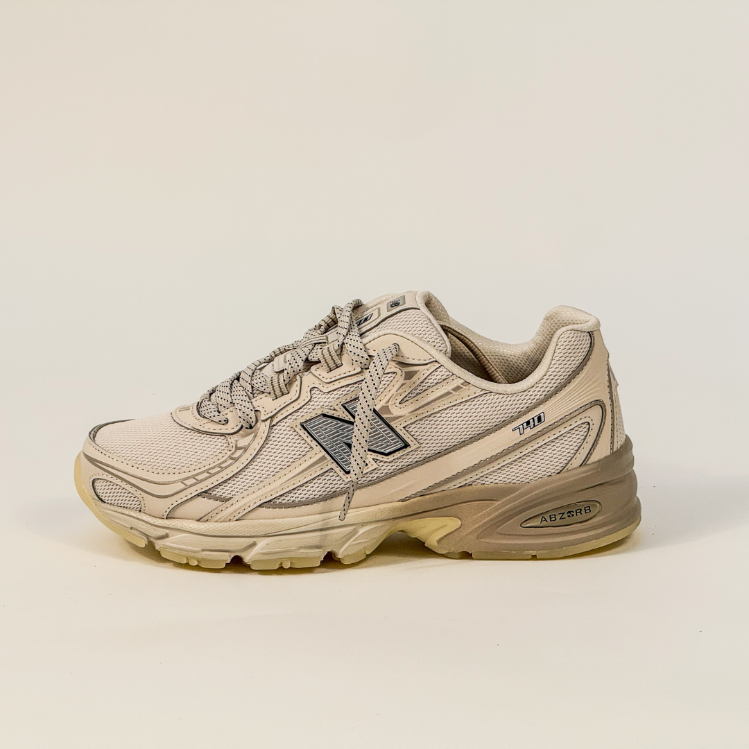 New Balance 740 LUNAR