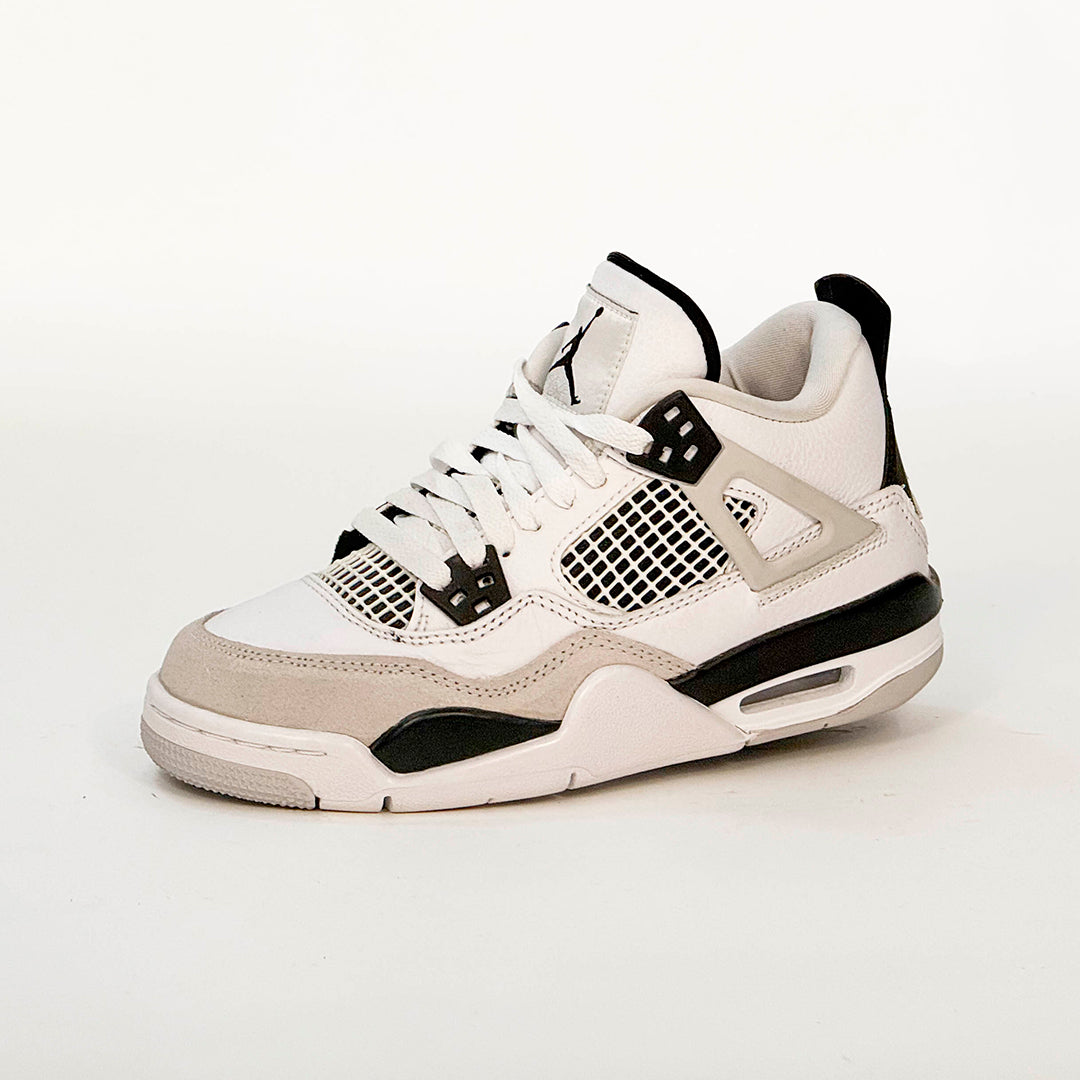 Air Jordan 4 Military Black