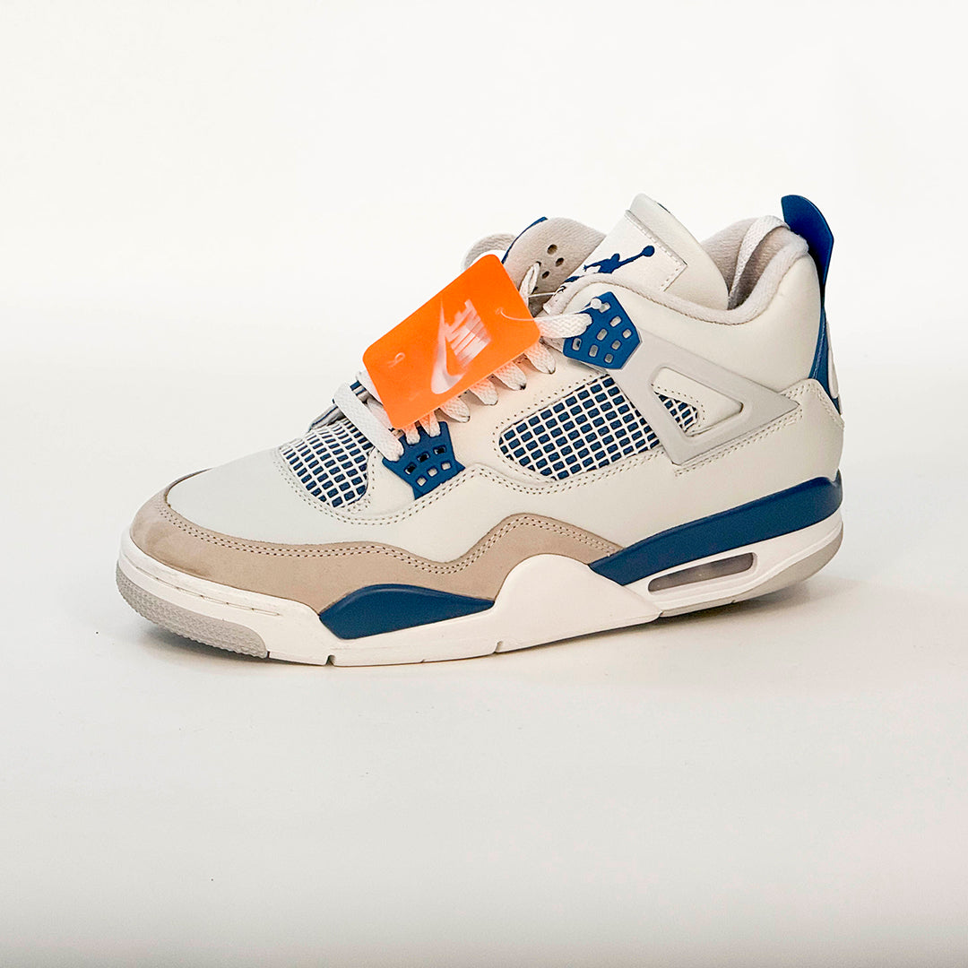 Air Jordan 4 Military Blue