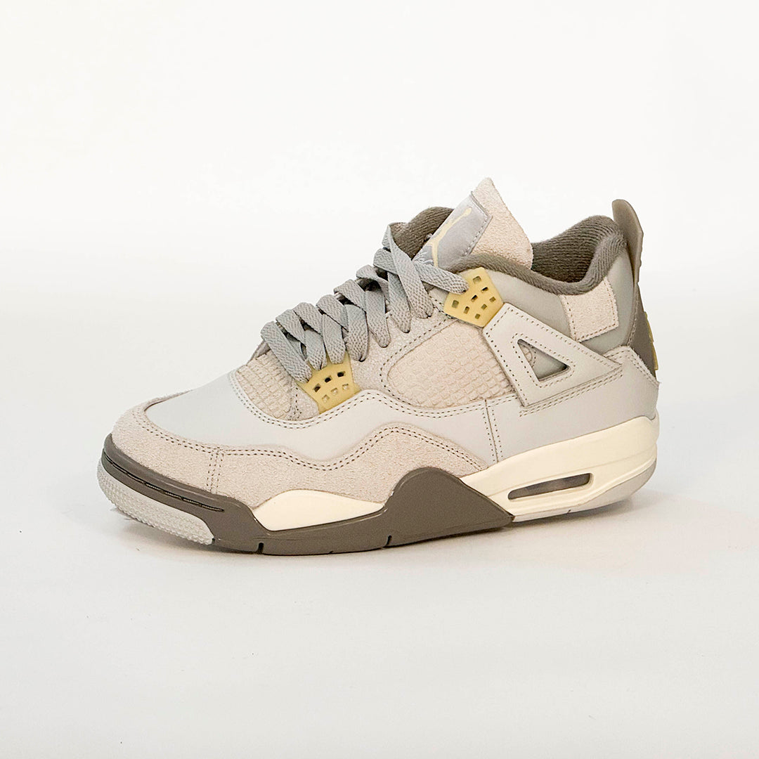 Air Jordan 4 SE Craft Photon Dust
