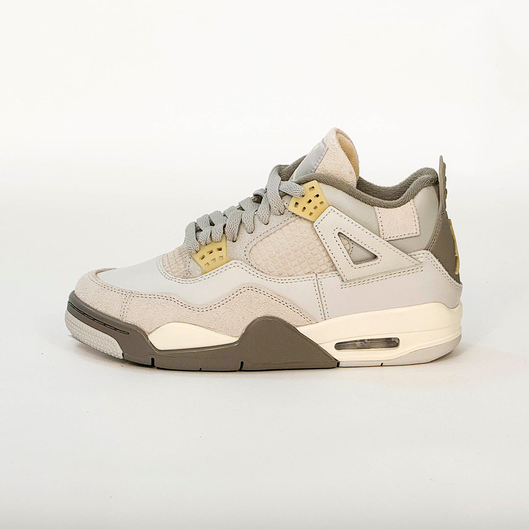 Air Jordan 4 SE Craft Photon Dust