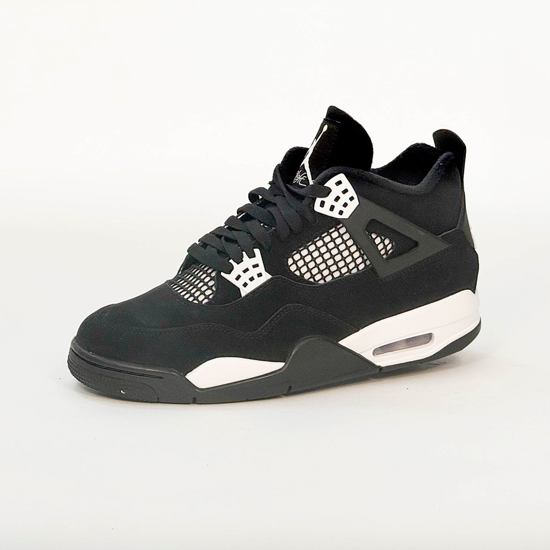 Air Jordan 4 Retro White Thunder