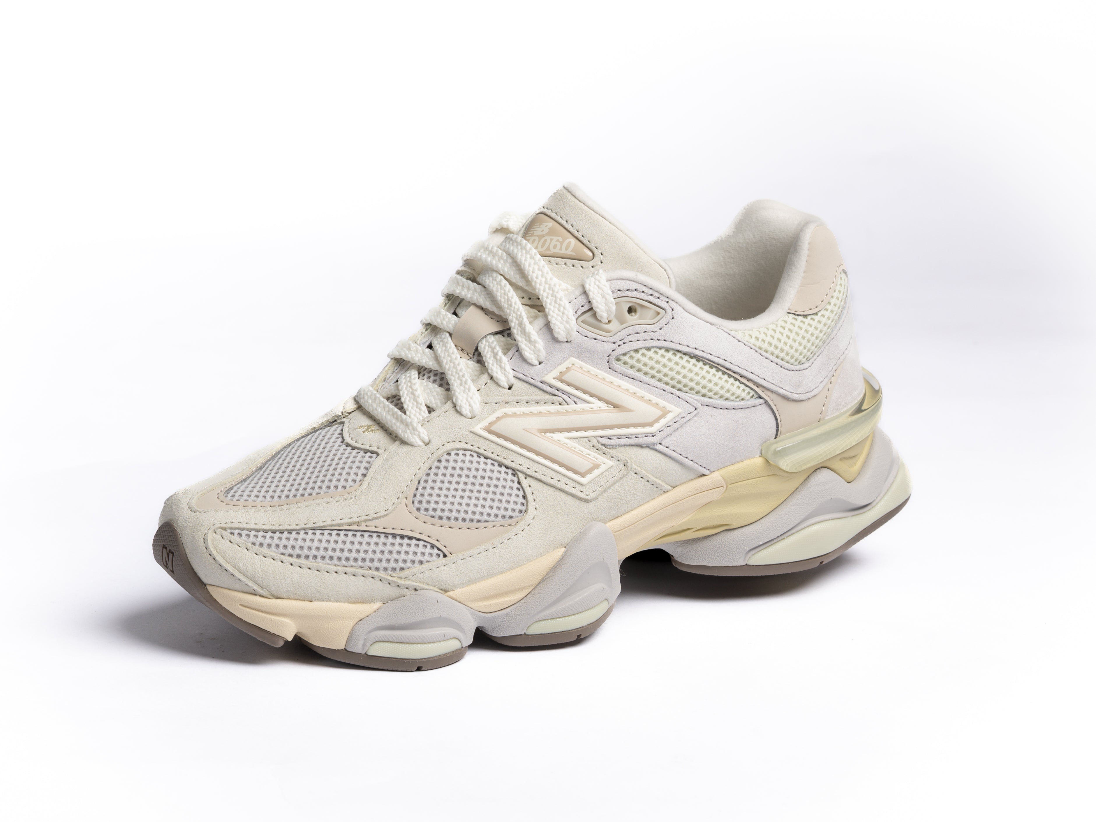 New Balance 9060 EEP