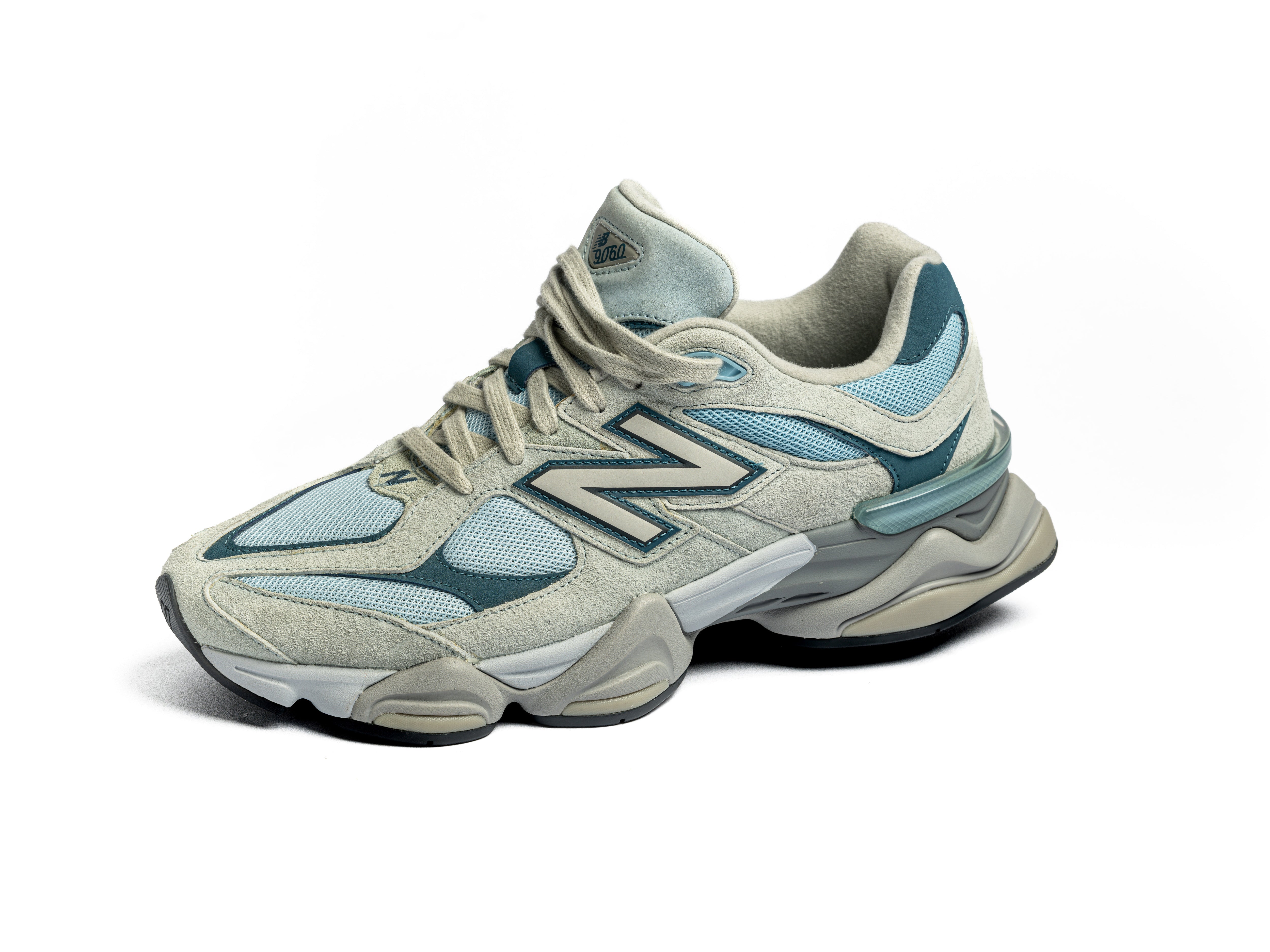 NEW BALANCE 9060 EED