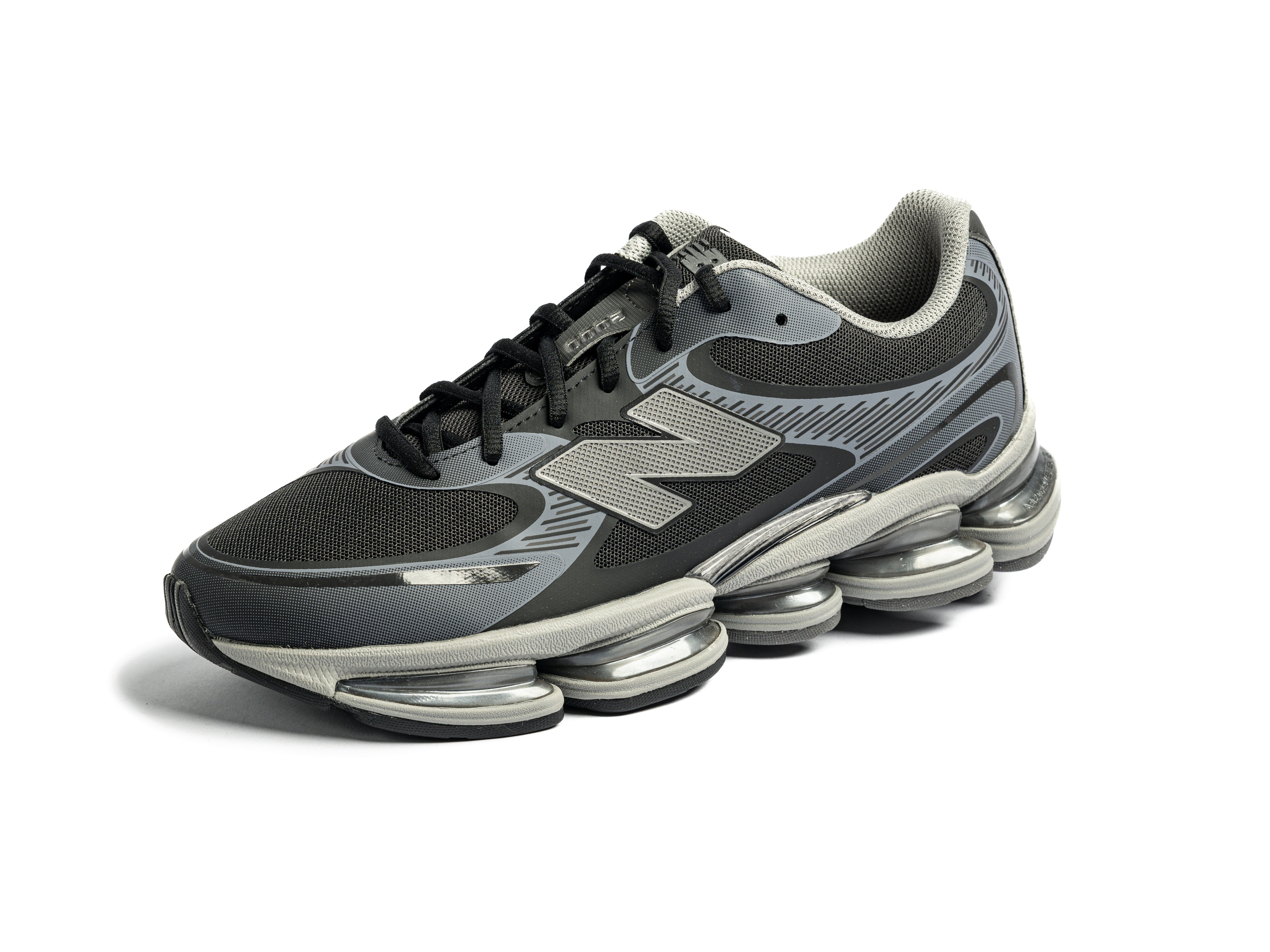 NEW BALANCE 2000 EA