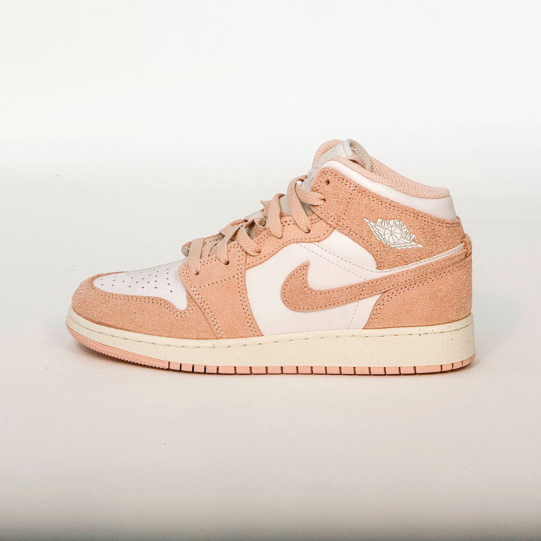 Air Jordan 1 Mid Legend Pink