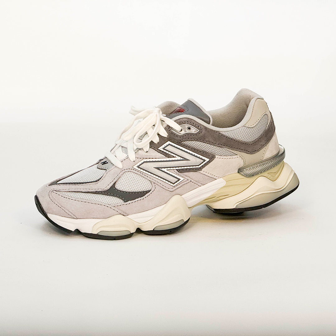 New Balance 9060 Grey