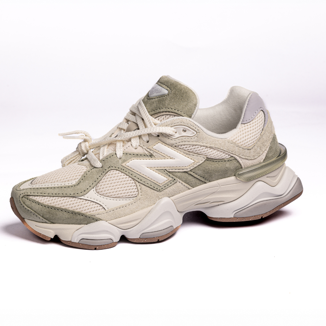 New Balance 9060 AUC