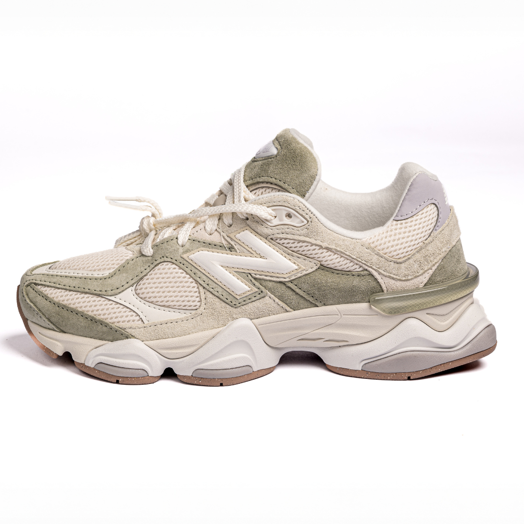 New Balance 9060 AUC