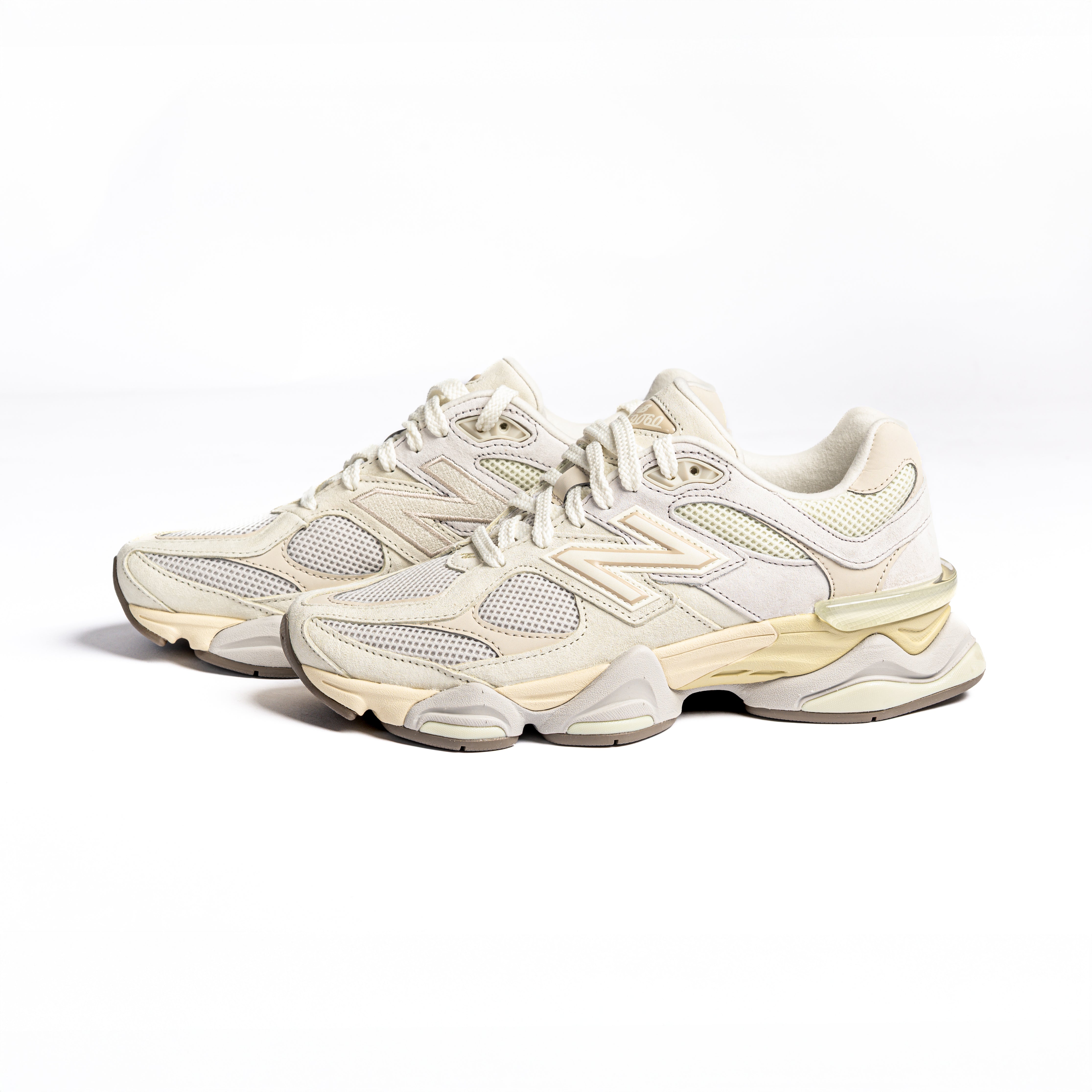 New Balance 9060 EEP