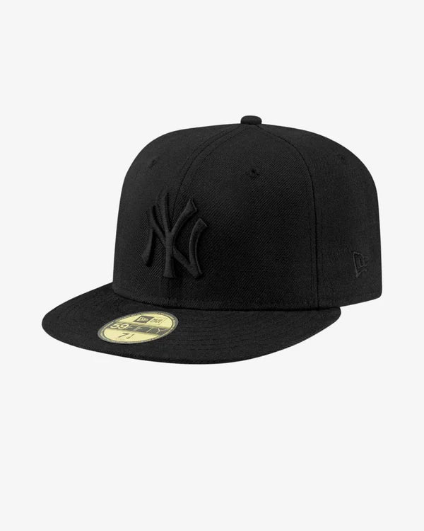 New Era Fitted Black Cap "NY" Black
