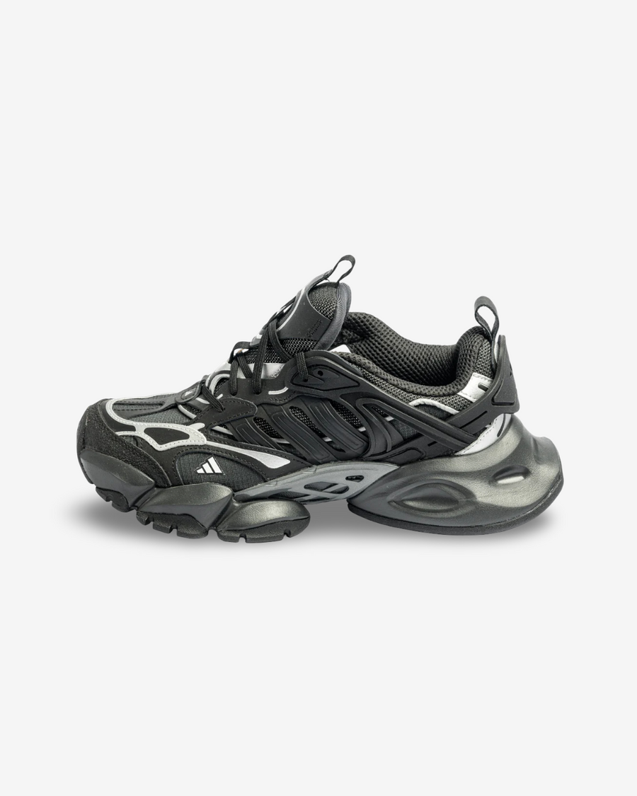 ADIDAS XLG RUNNER BLACK CARBON IH0070