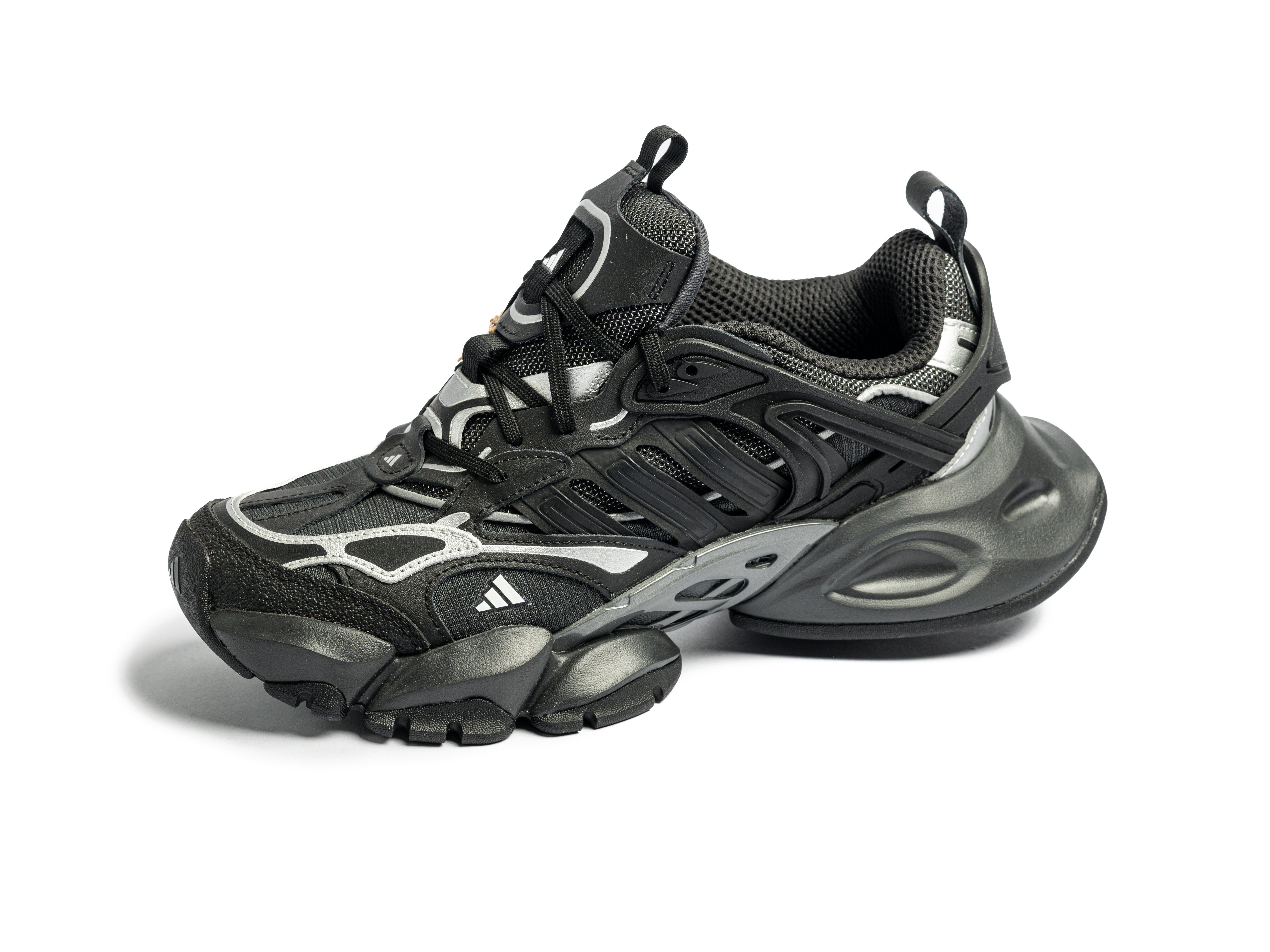 ADIDAS XLG RUNNER BLACK CARBON