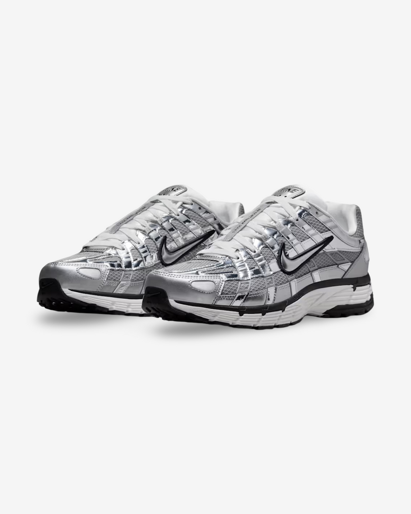 NIKE P-6000 METALLIC SILVER