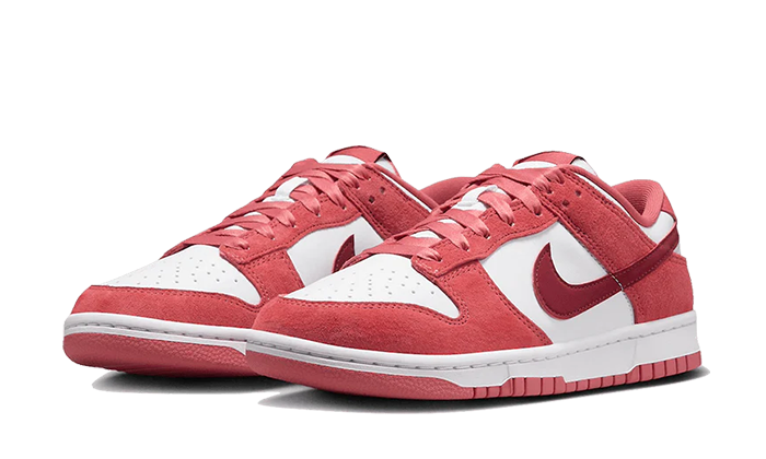 Dunk Low Valentine's Day (2024)